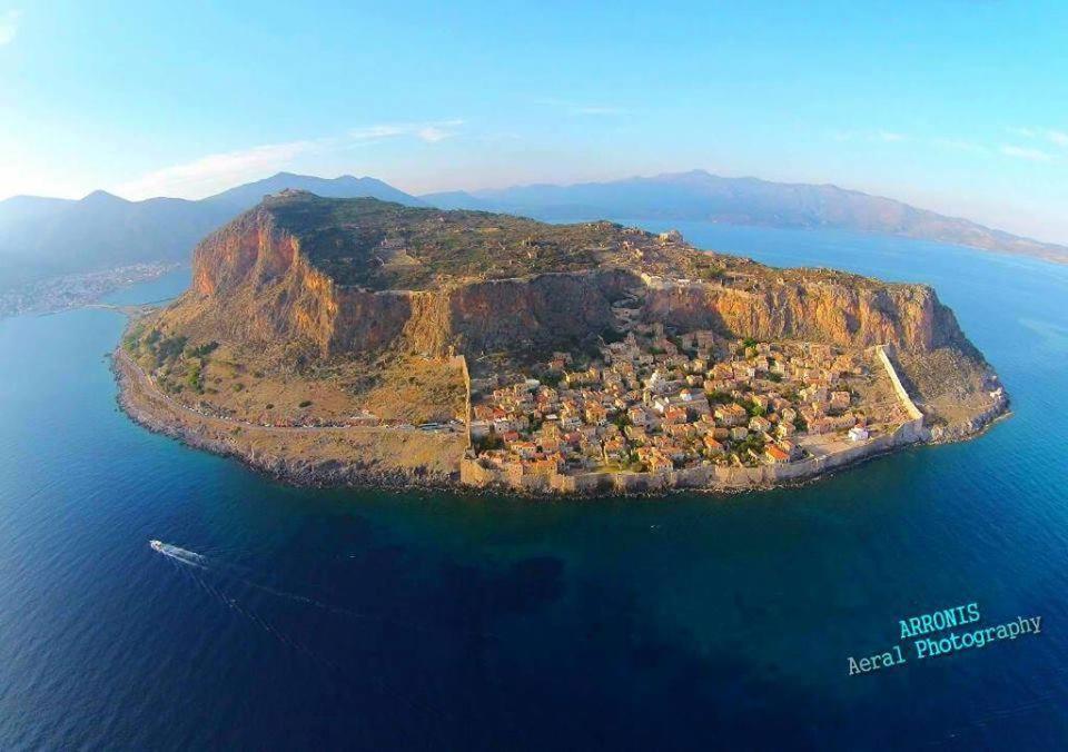 Kissamitakis Guesthouse Monemvasía Dış mekan fotoğraf